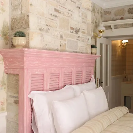 Otel Lola 38 3*