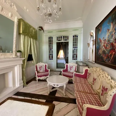 Hotel Lola 38 3*