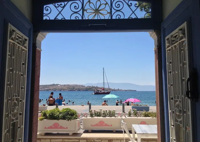 Lola 38 Foça